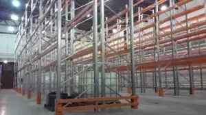 Поставка палетных стеллажей 960 палетомест.