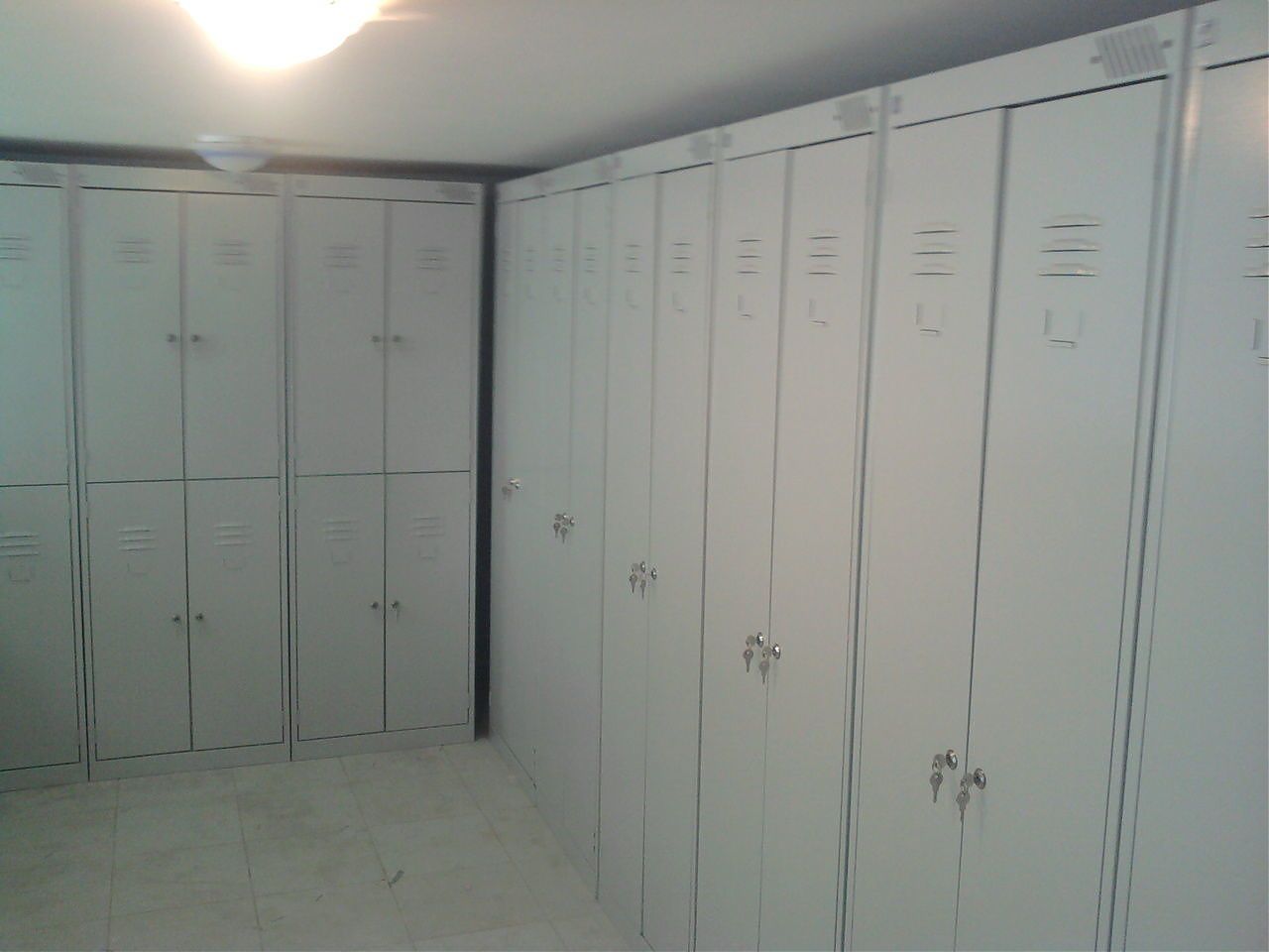 Гардеробные шкафы (2-х секционные и 4-х секционные)