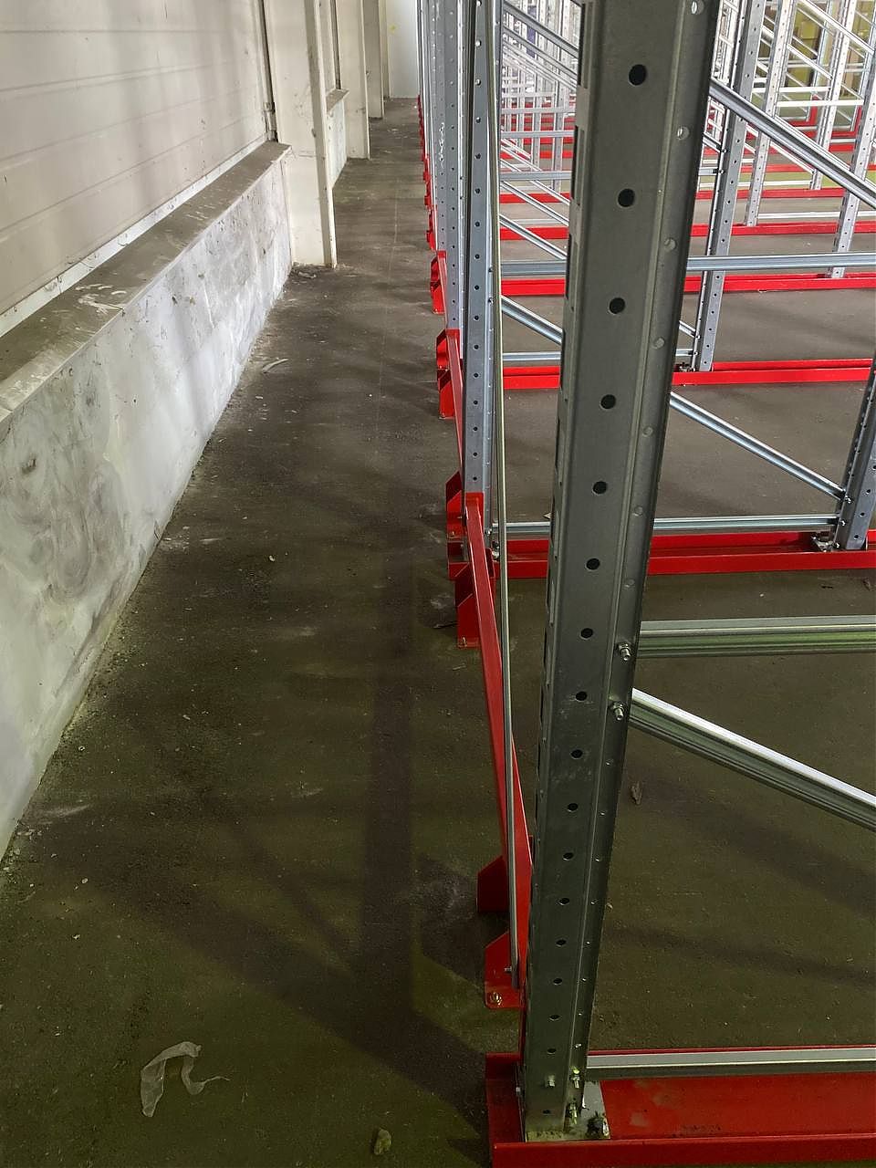 Завершён монтаж глубинных стеллажей на объекте заказчика