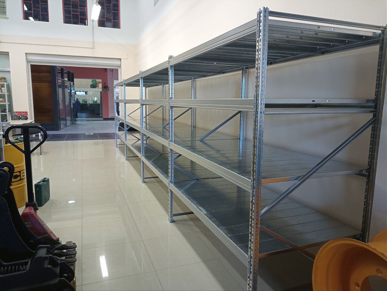 Стеллажи MS Pro — надежное и универсальное решение для хранения на складе и не только Стеллажи MS Pro — надежное и универсальное решение для хранения на складе и не только