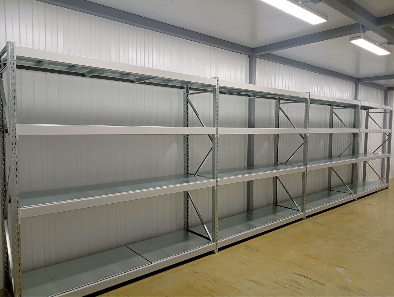 Стеллажи СТ-051, СТ-023, СТ-031 — комбинированная расстановка