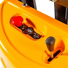 Штабелер с электроподъемом BDA 1516 (1500 кг; 1,6 м; 12В / 120Ач) SMARTLIFT