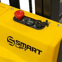 Штабелер самоходный CDD12A (1200 кг; 2,5 м; 24В / 85Ач) SMARTLIFT
